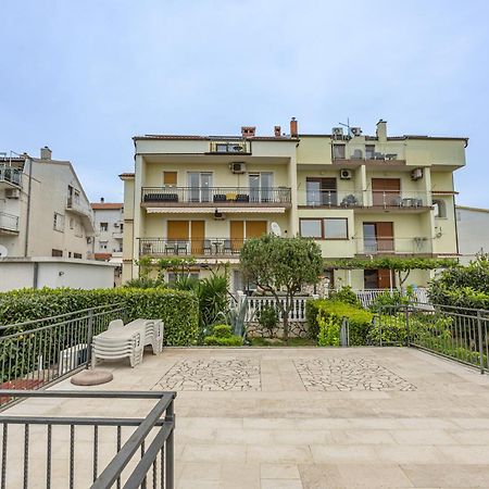 Apartment Sandro تْسْغيكفانِتْسا المظهر الخارجي الصورة