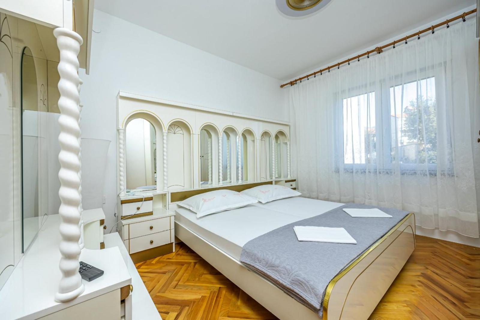 Apartment Sandro تْسْغيكفانِتْسا المظهر الخارجي الصورة